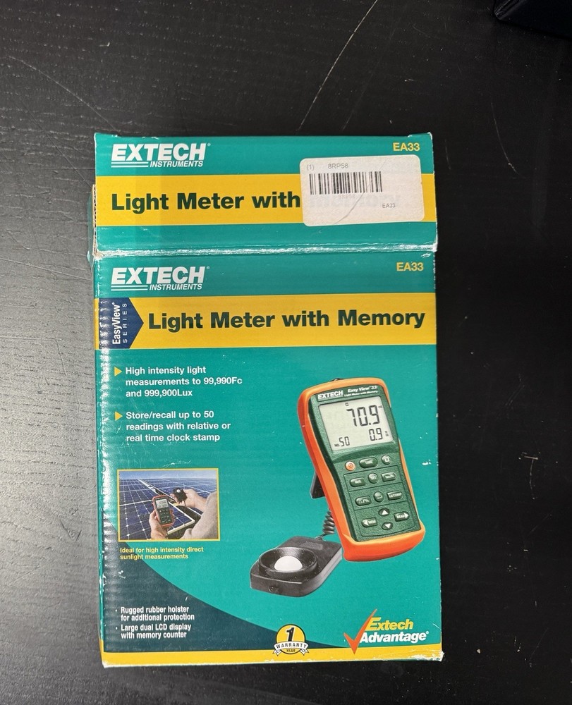 Extech® EA33 EasyView™ Light Meter w/ Memory Illuminance