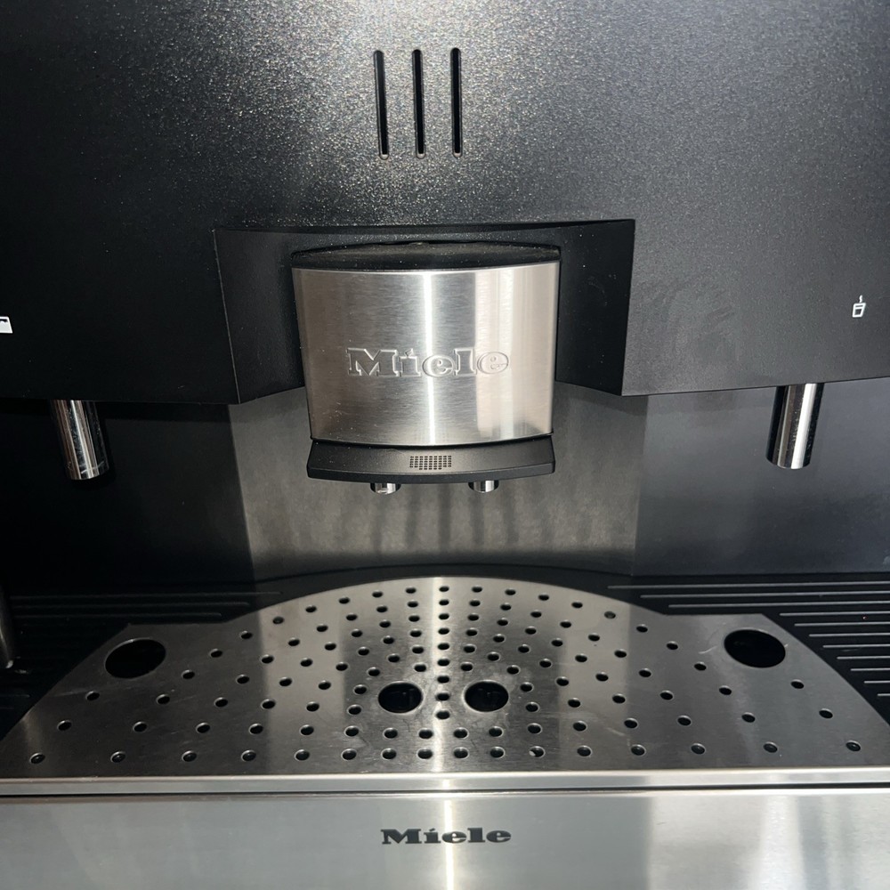 Miele Built-in Coffee Machine CVA4070 With Bean To Cup System