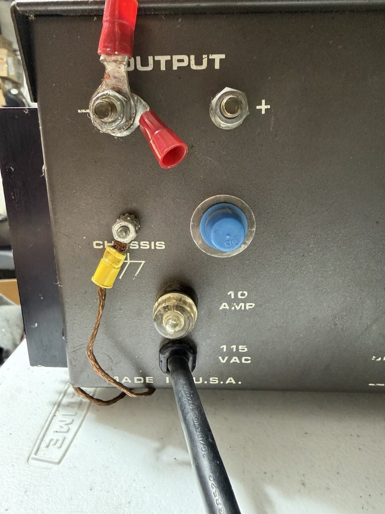 Astron Linear Power Supply with Meters, model RS-50M