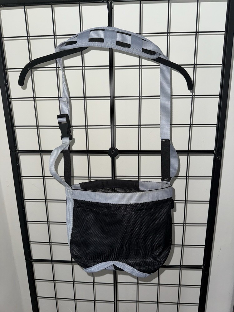 Majestic Ally Nylon Feed Bag Pony Size