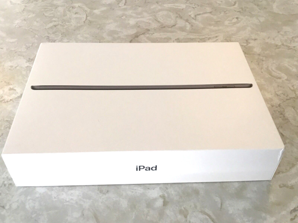 EMPTY Apple iPad 9th Generation 64GB EMPTY BOX & 2 Apple Stickers EMPTY