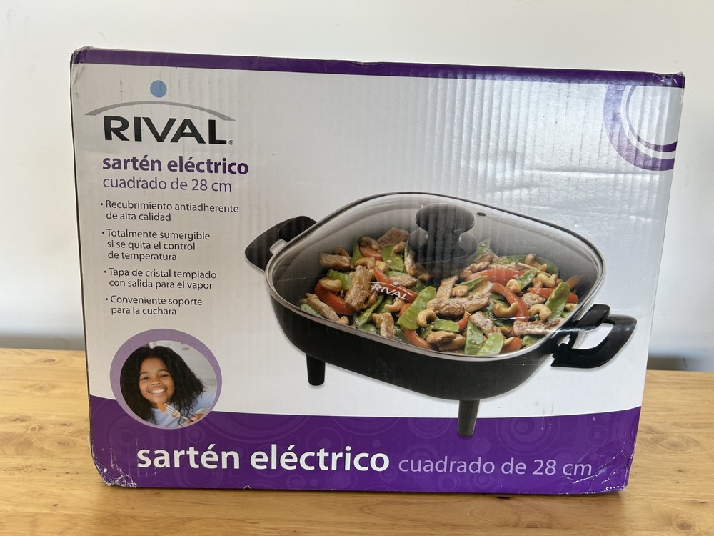 RIVAL 11" SQUARE ELECTRIC SKILLET NEW