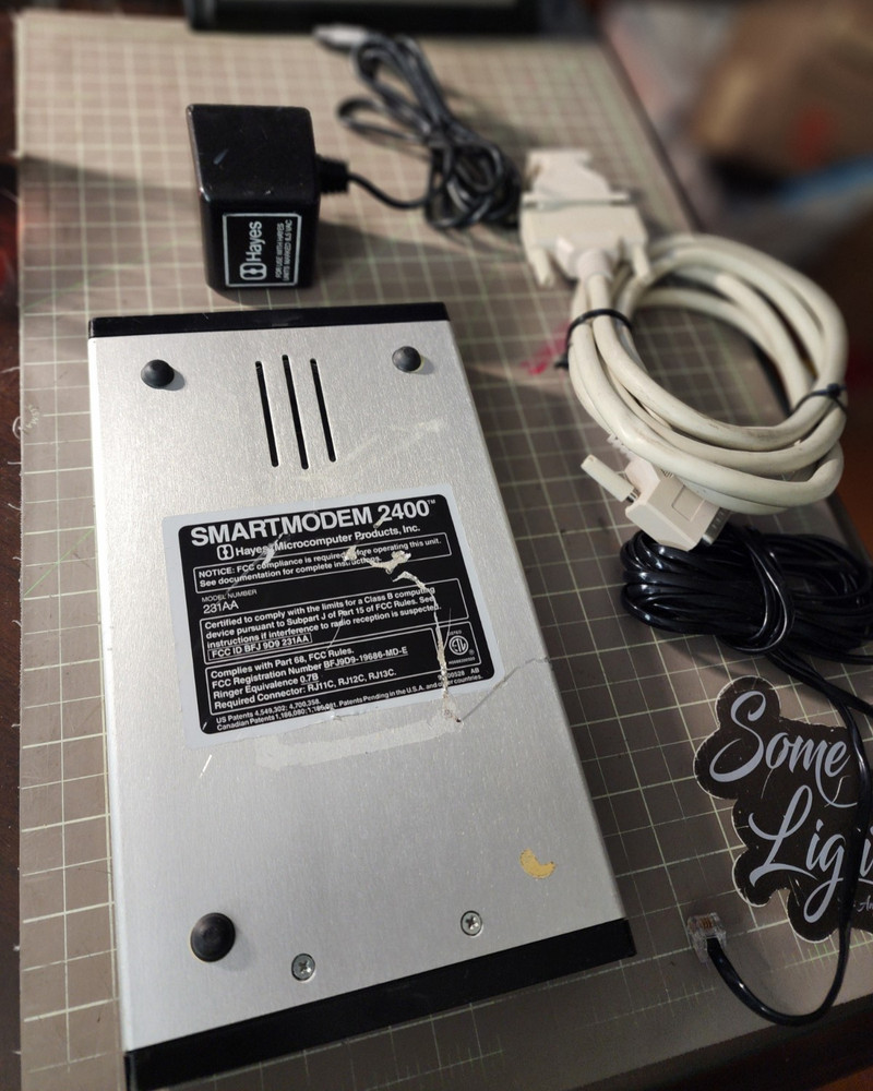 🔌HAYES Smartmodem 2400⚡Model 231AA⭐Complete w/Power Supply & Cables⚡Pre-Owned
