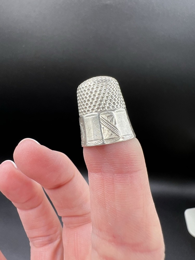Antique Sterling Silver Thimble, Etched, Size 8