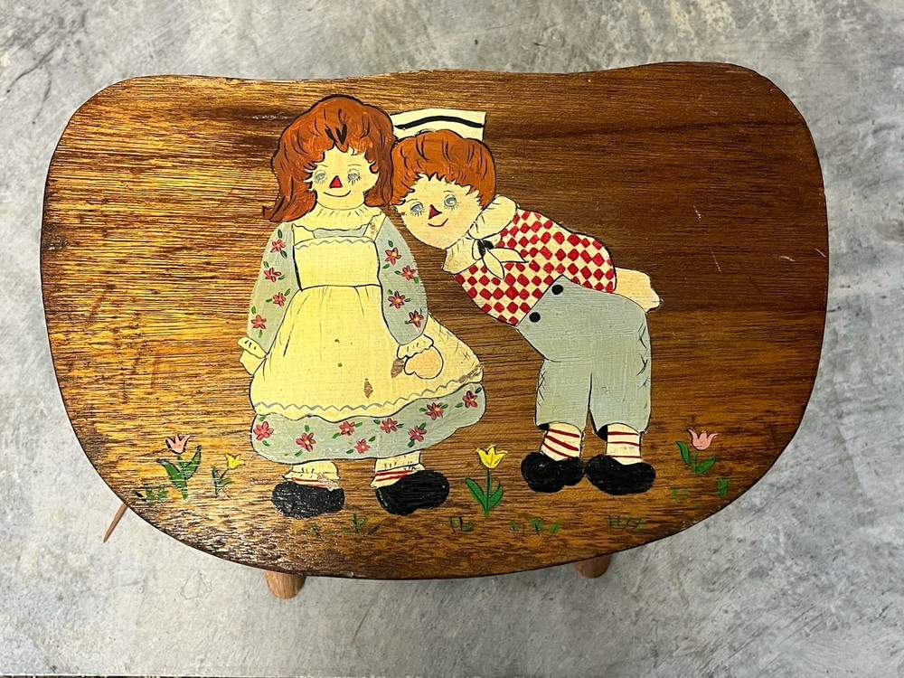 Vintage Raggedy Ann and Andy Stool