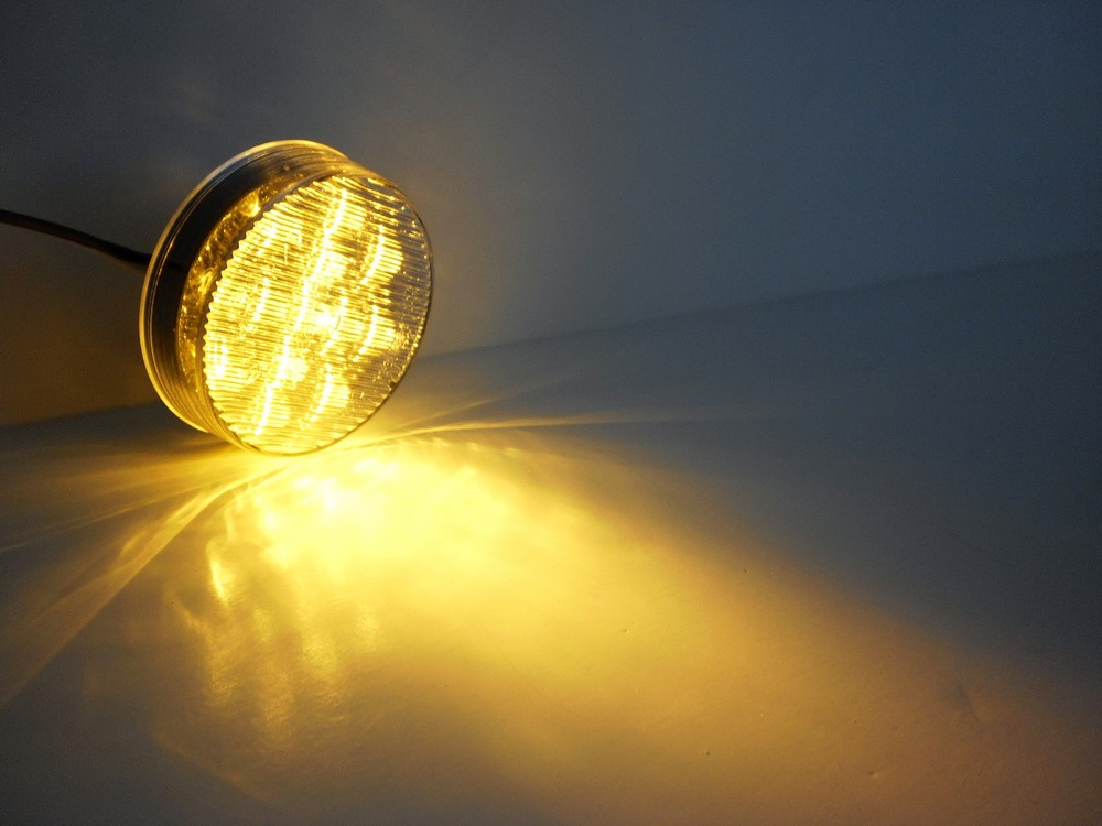 Maxxima Amber Clear M11300YCL 2 1/2" Clearance Marker 13 LED Light Truck Trailer