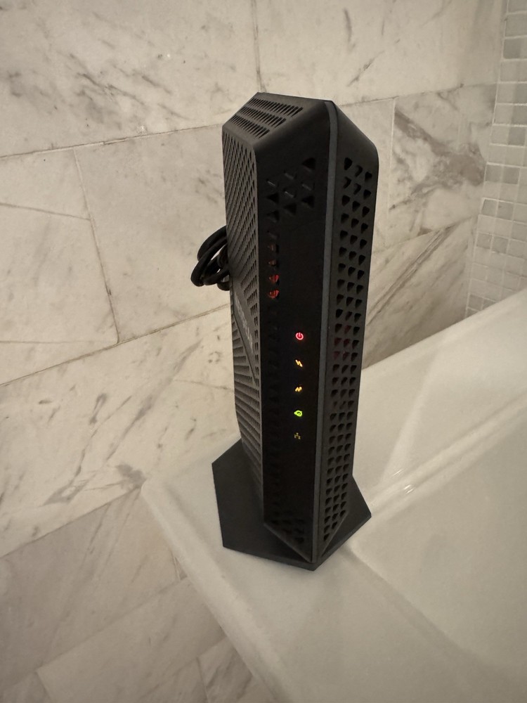 NETGEAR CM600 Docsis 3.0 High Speed Cable Modem box