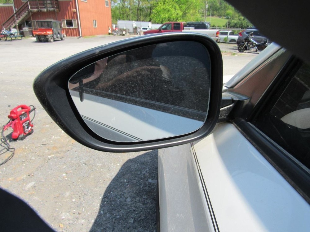 ACCORD 2018 Glove Box 1045404