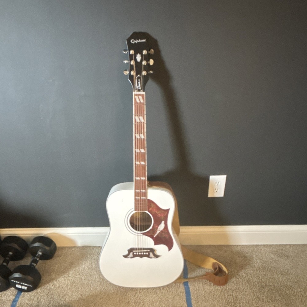 Epiphone Hummingbird White Acoustic Guitar 6 String with Strap
