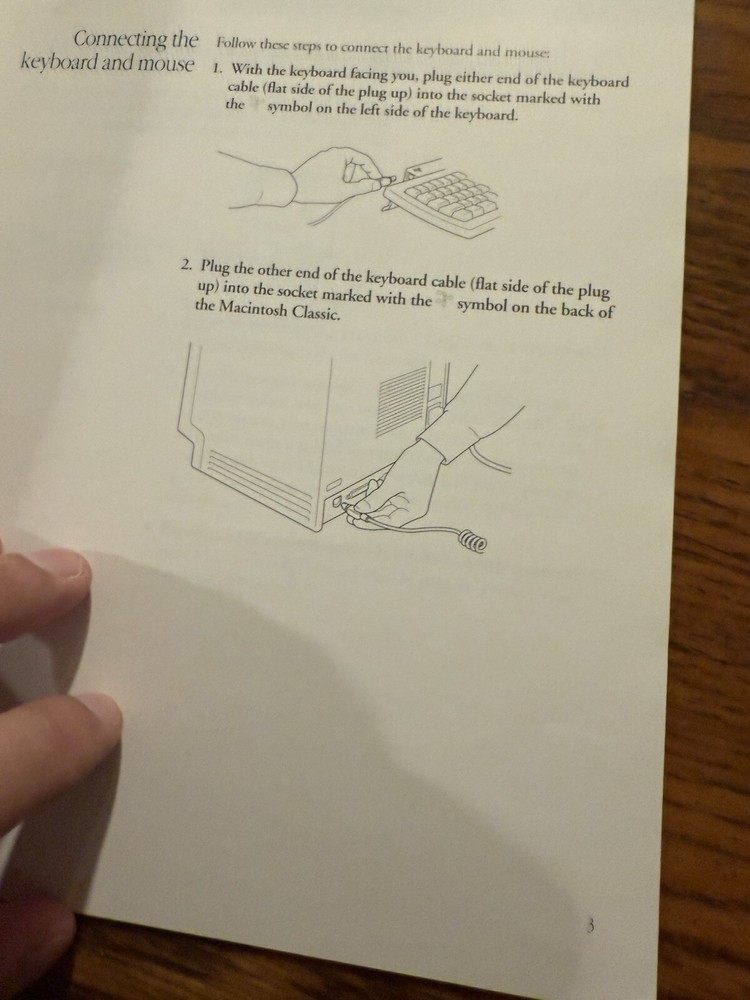 Setting Up Your Macintosh Classic - Manual - 1990 - 16 Pages