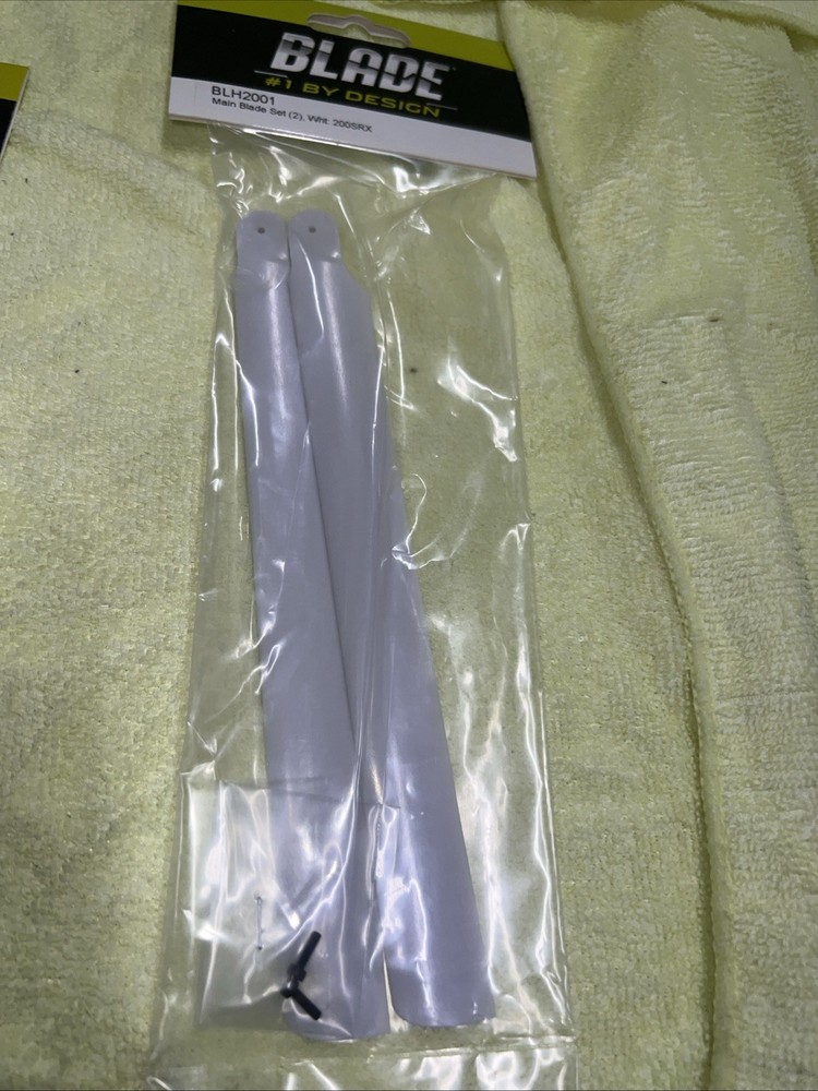 Blade BLH2001 Main Blade Set White 200 SR X New in Package