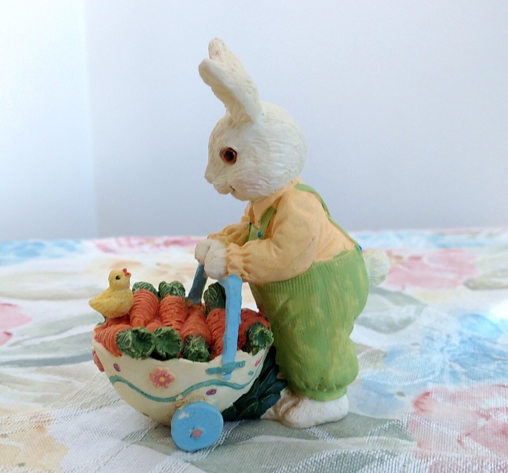 BUNNY FIGURINES GARDENING