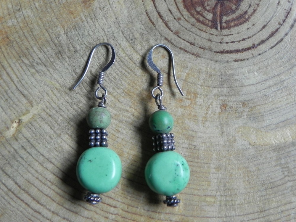 Green Turquoise, Howlite & Silver Beads dangle Earrings
