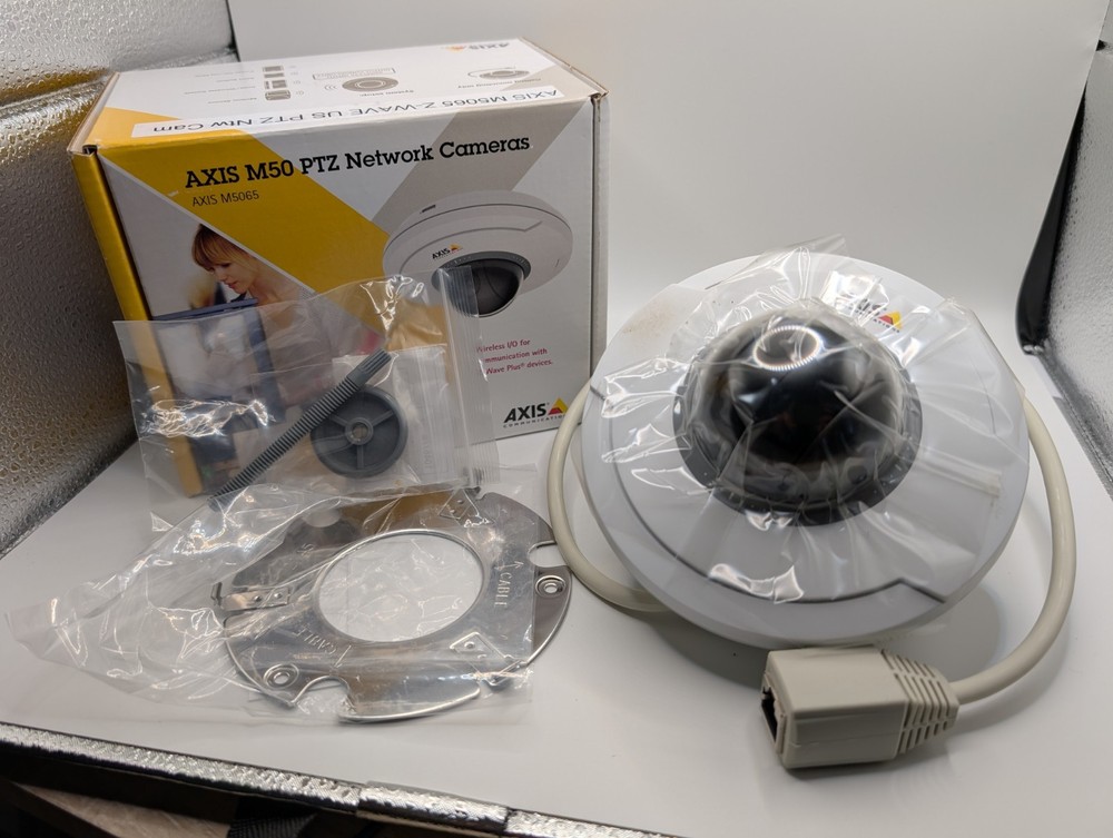 Axis Communications M5065 PTZ Network Camera