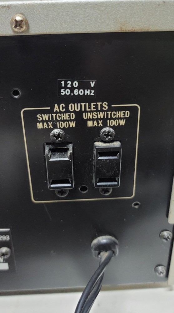 JVC SEA-80 Multi-Voltage Stereo Graphic Equalizer Powers On AS IS Untested