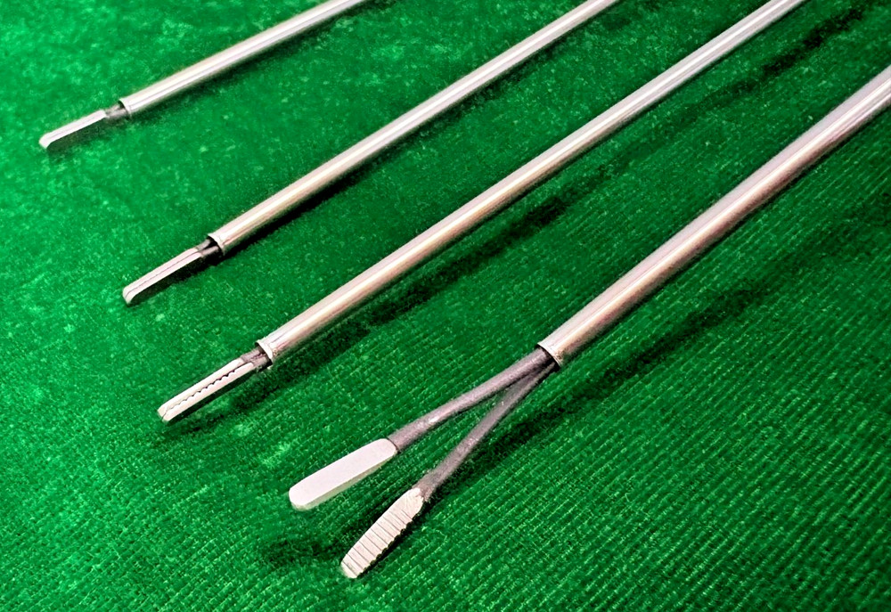 4pc Laparoscopic Bipolar Forceps U Handle Flat Jaw 3mmx330mm (with Cable)