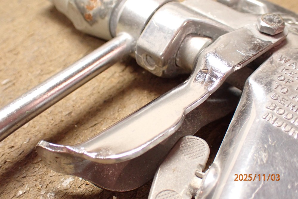 OLDER GRACO PAINT SPRAYER GUN ASSEMBLY UNABLE TO TEST