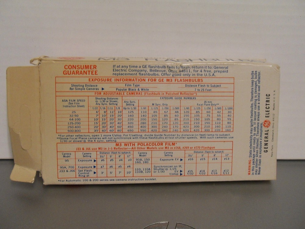 Vintage (12) GE M3 Flashbulbs With Box