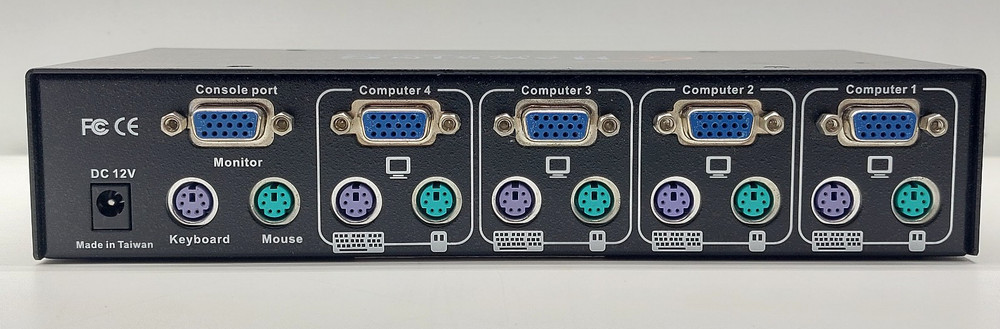 Hawking Technology BlackHawk CS164 4-Port Rack Mount KVM Switch