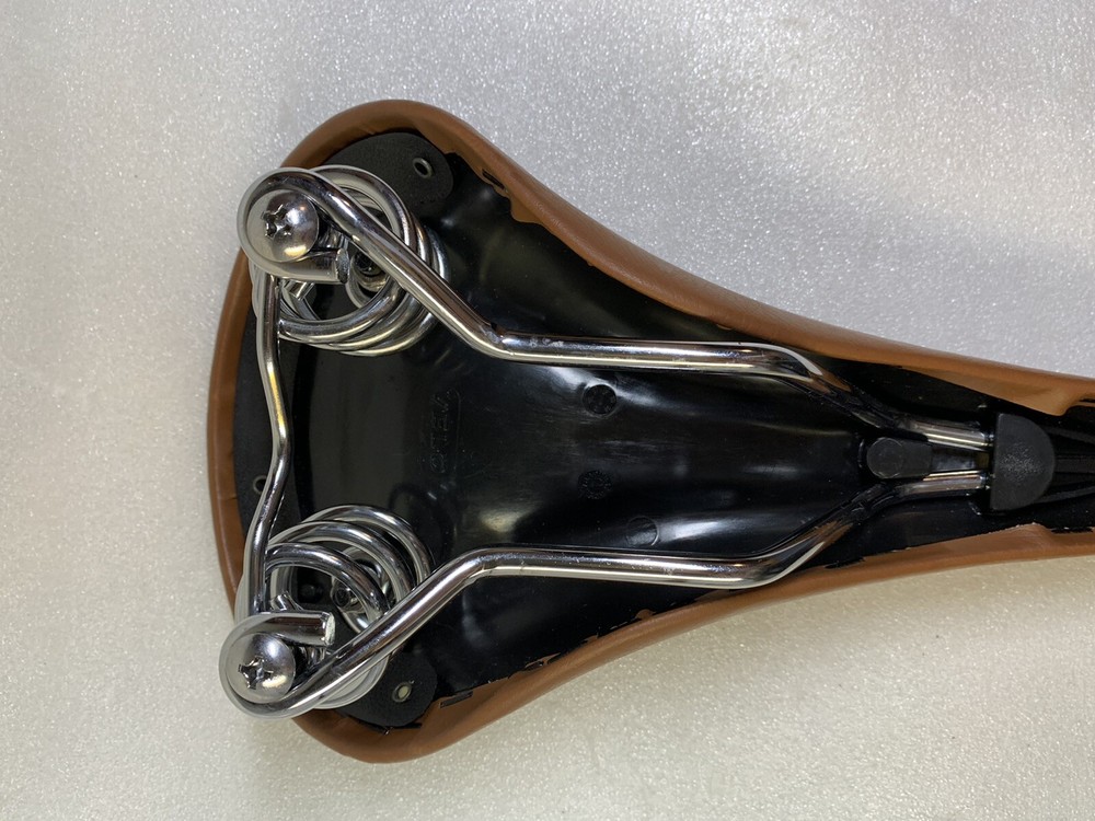Velo Brown Synthetic Leather Rivet Bicycle Saddle Seat