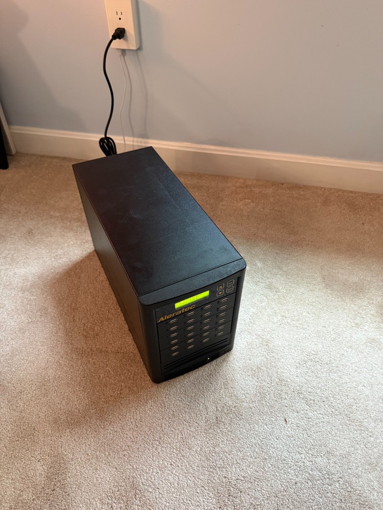 Aleratec 1:23 USB Drive Duplicator