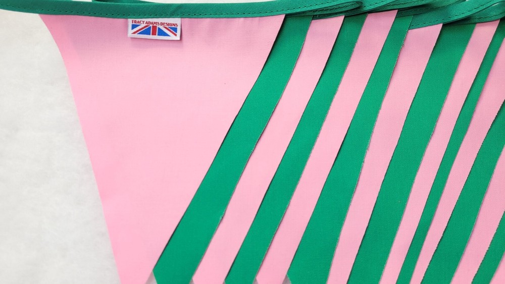 Wicked plain bunting - 10mtr Green and Pink flags