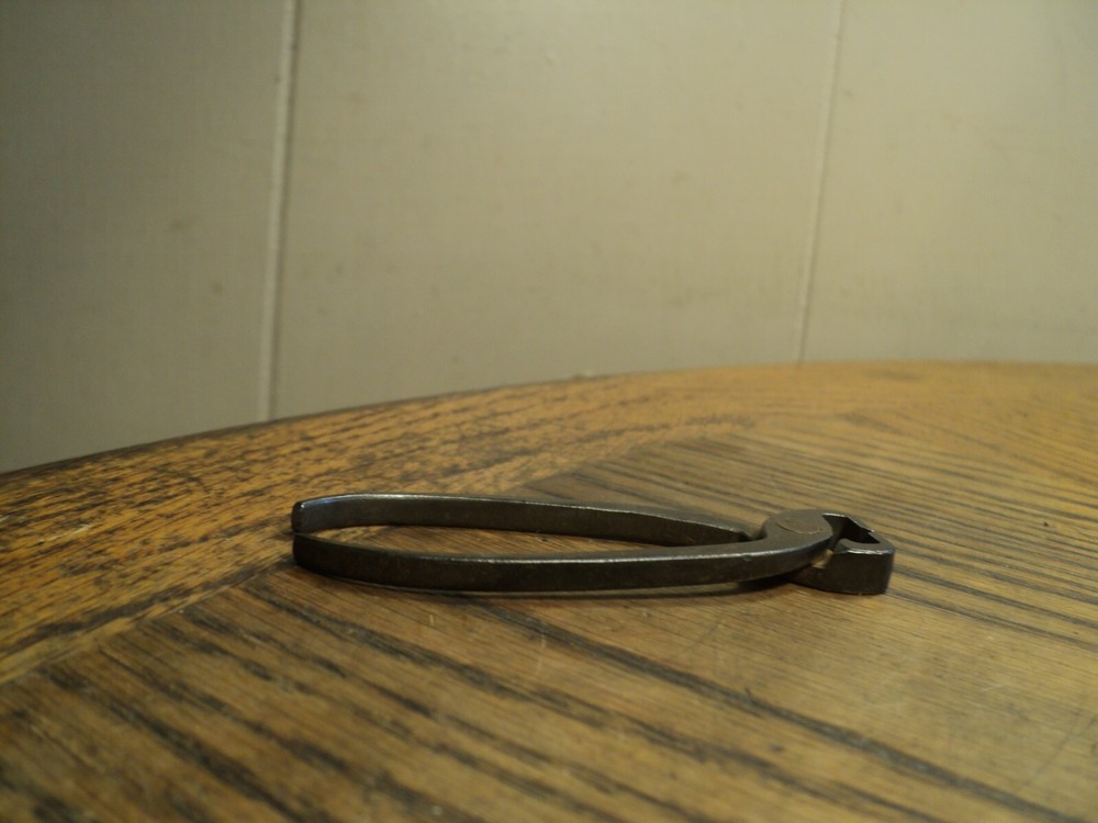 Vintage Mini Nippers Tool - 3-1/16" Long Unbranded