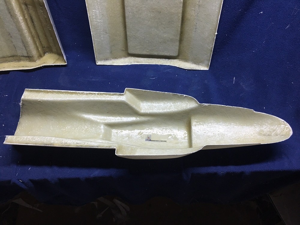 FIBERGLASS RC BOAT COWL