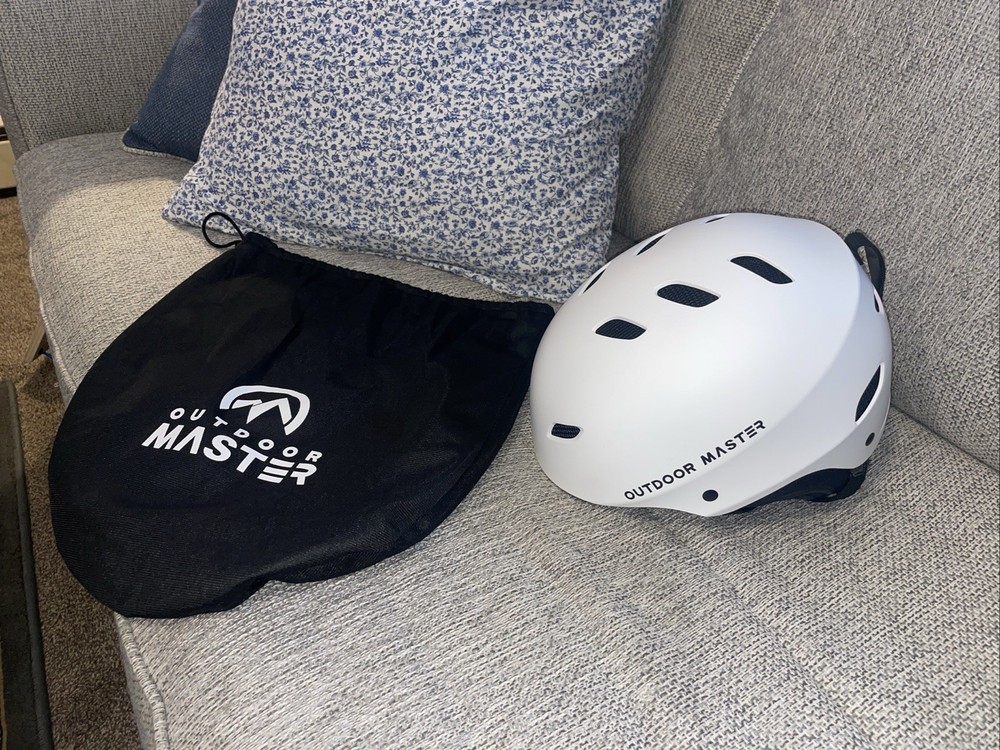 OutdoorMaster Ski Helmet Size Small White