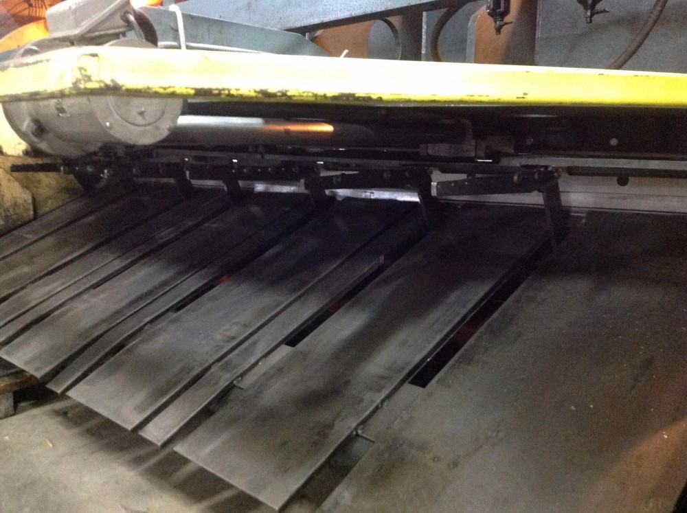 1/4" X 10' Amada Shear - Fabricating Machinery