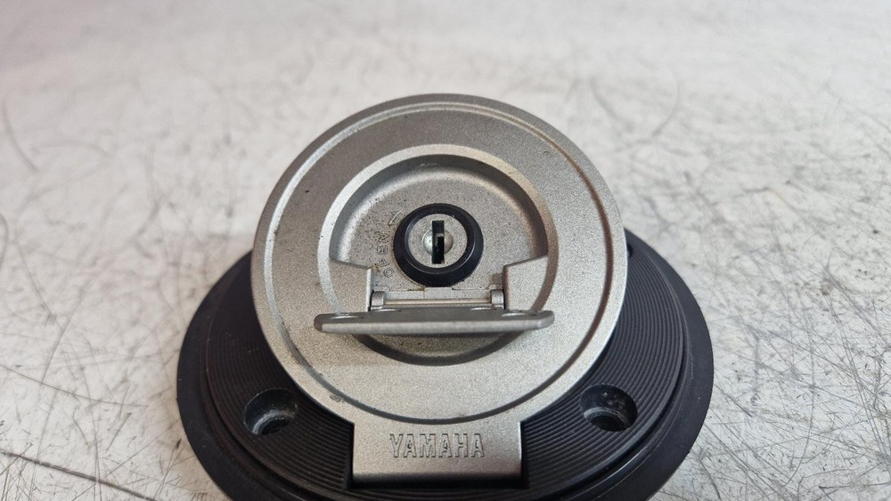 YAMAHA YZF R7 2025 LOCKSET