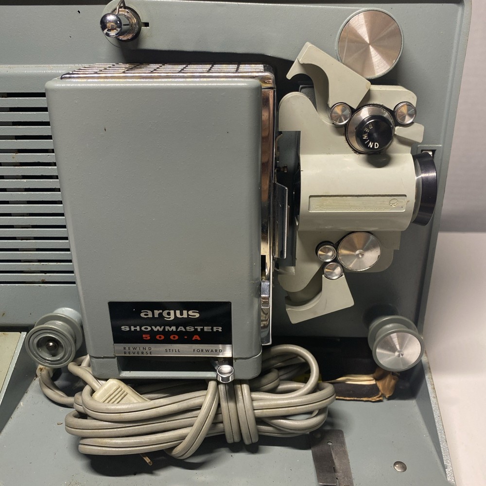 Argus Showmaster 500-A 8MM Projector