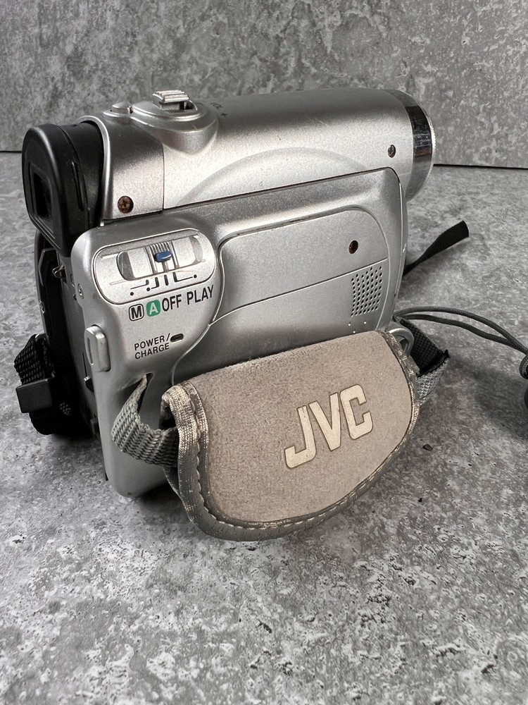 JVC GR-D230EK Handheld MiniDV Camcorder Silver Tested