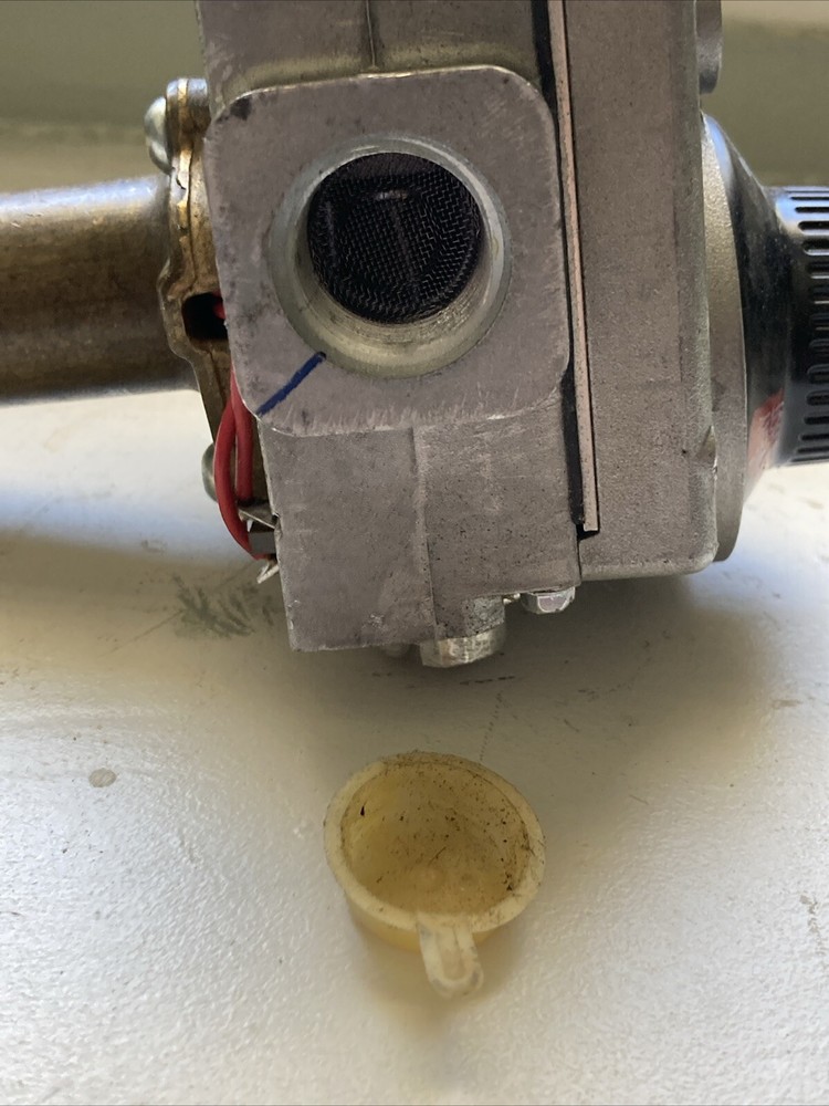 Ap14270L – 1 Natural Gas Control Valve White Roger’s