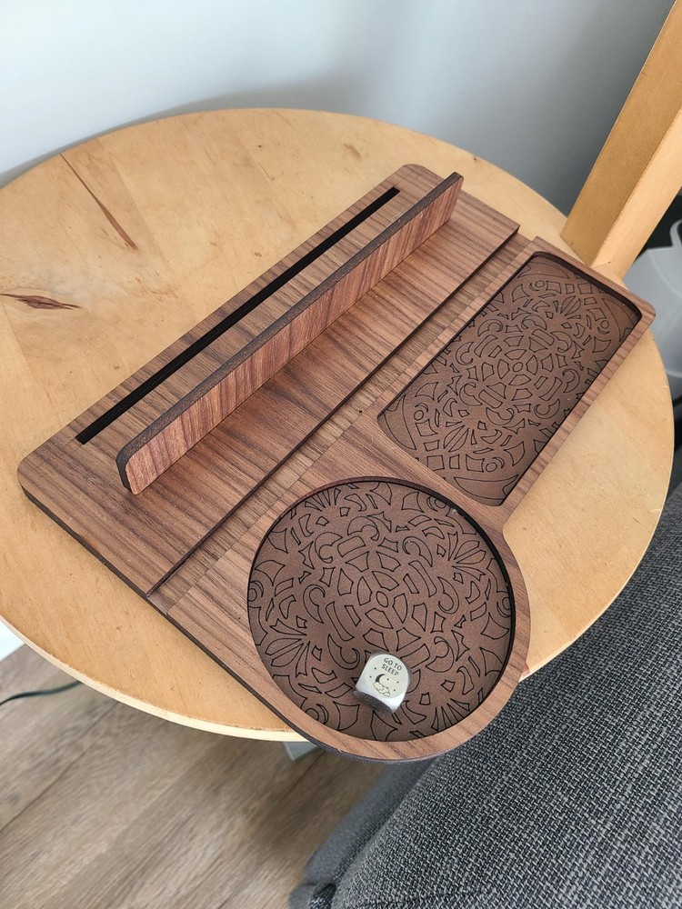 Rustic Brown Wooden Book Valet - Handcrafted with die