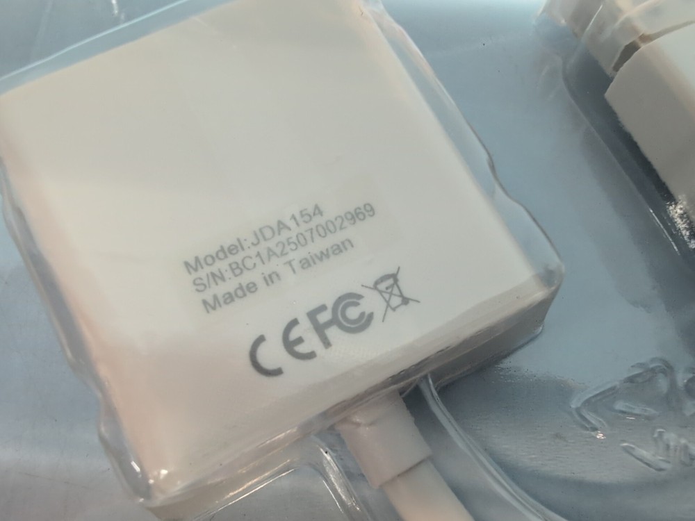 J5 Create Display Port to HDMI Adapter Cable White Jda154