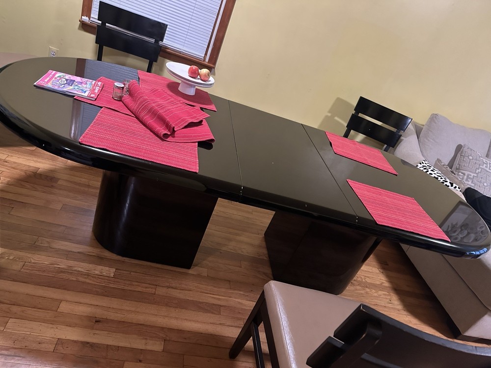 Black Oval Expandable Dining Table & 8 Chairs - Sits 10