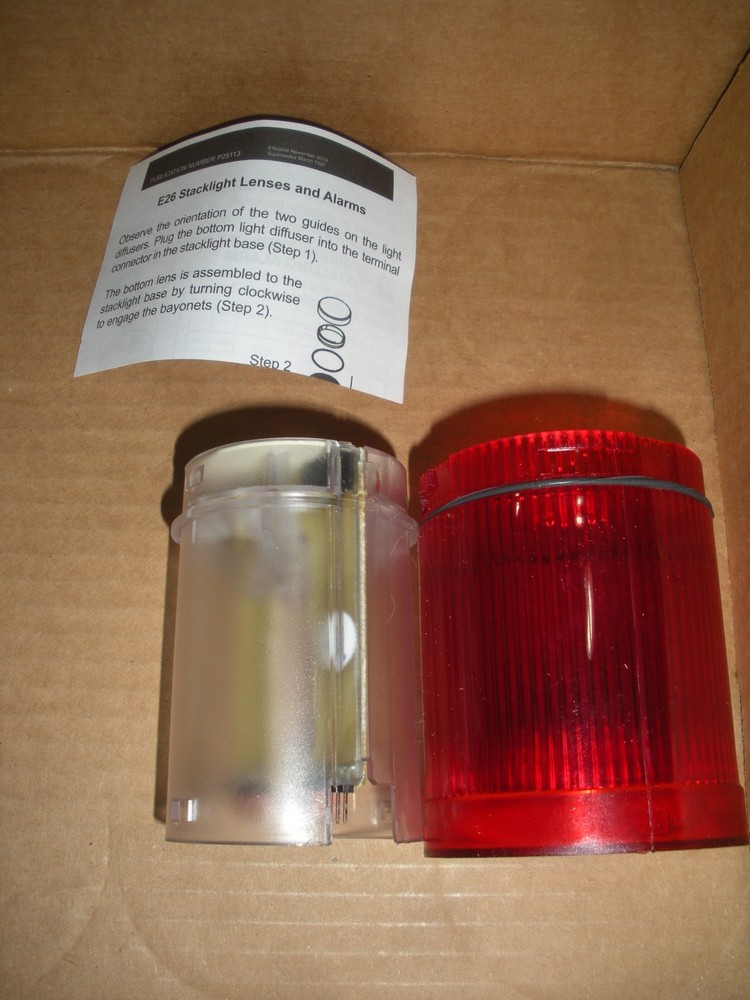 Eaton Stacklight module E26BR red w/5W BA15D LED lamp 120VAC 6 available NIB