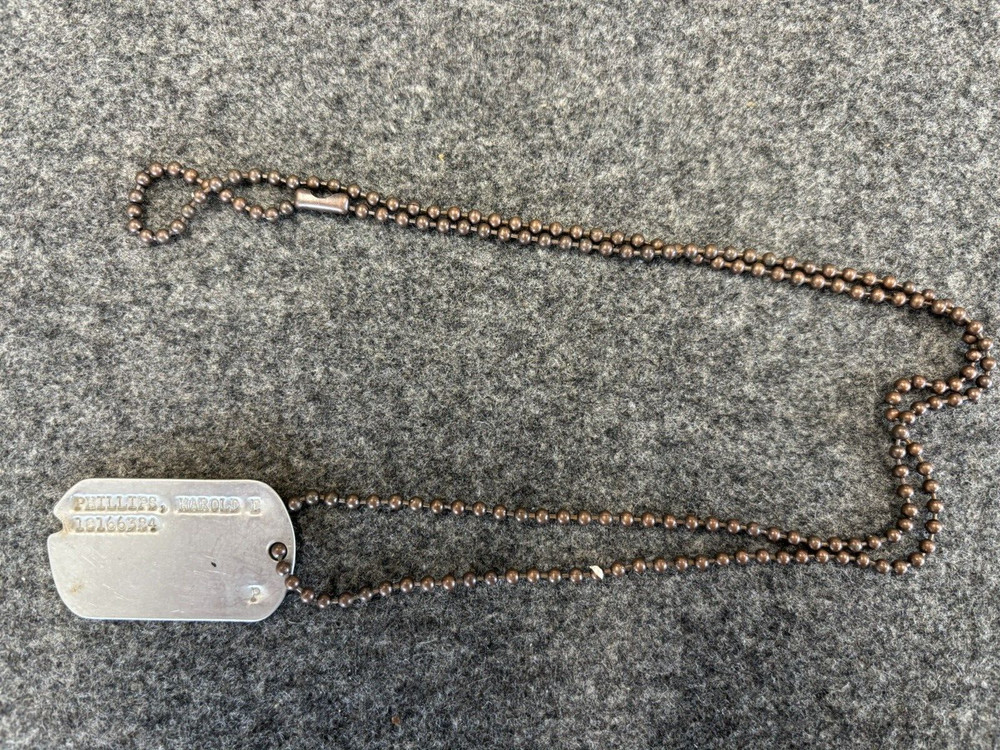 Single Dogtag for PHILLIPS, HAROLD, E, 18166324, P on Large Diameter Chain