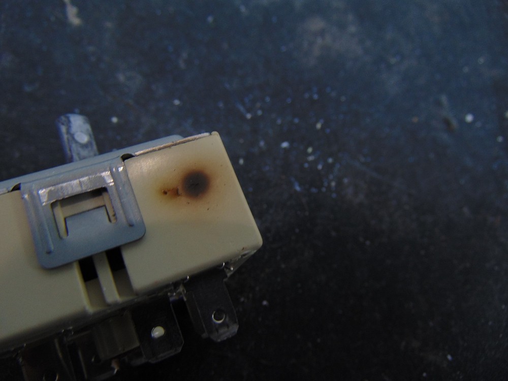 KitchenAid Electric Range KERS505XWH00 Surface Element Control Switch WP74010824