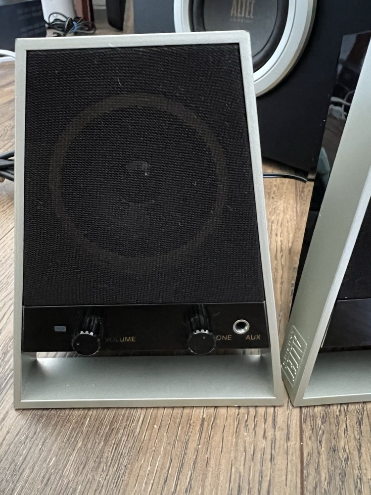 Altec Lansing Powered Audio System Model VS2621 2.1 System