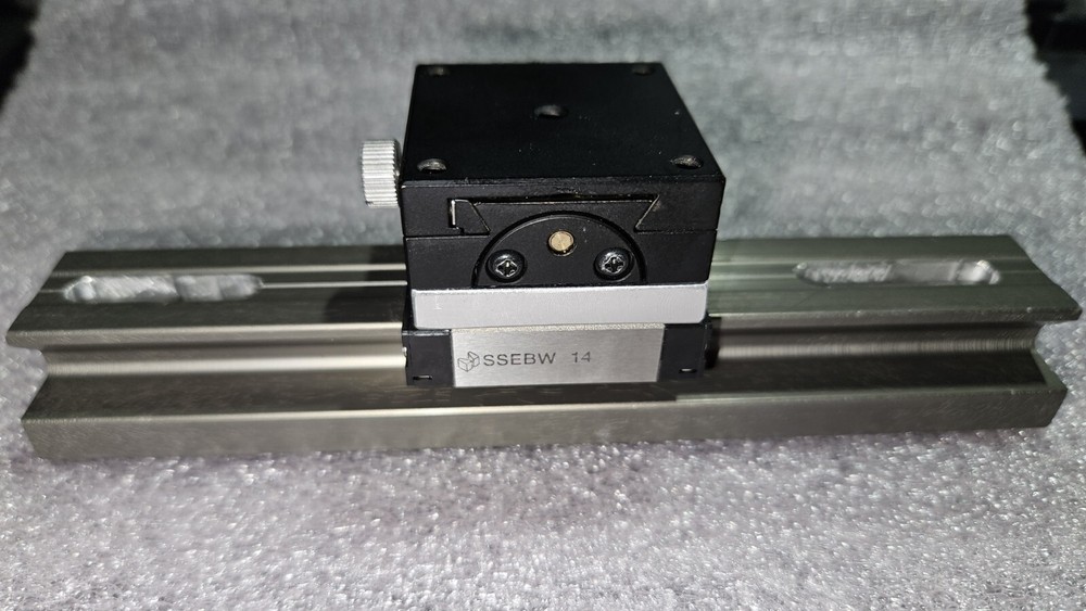 OptoSigma +/- 20 Degree Goniometer. SSEBW 14, Linear Bearing Guide