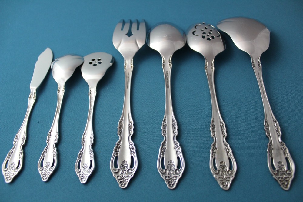 Oneida Community BRAHMS Serving (7pc Set) Tablespoon Fork Casserole Stainless