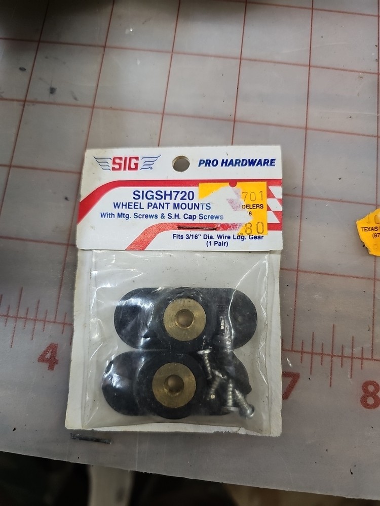 Sigsh720 Dig Wheel Pants Mounts