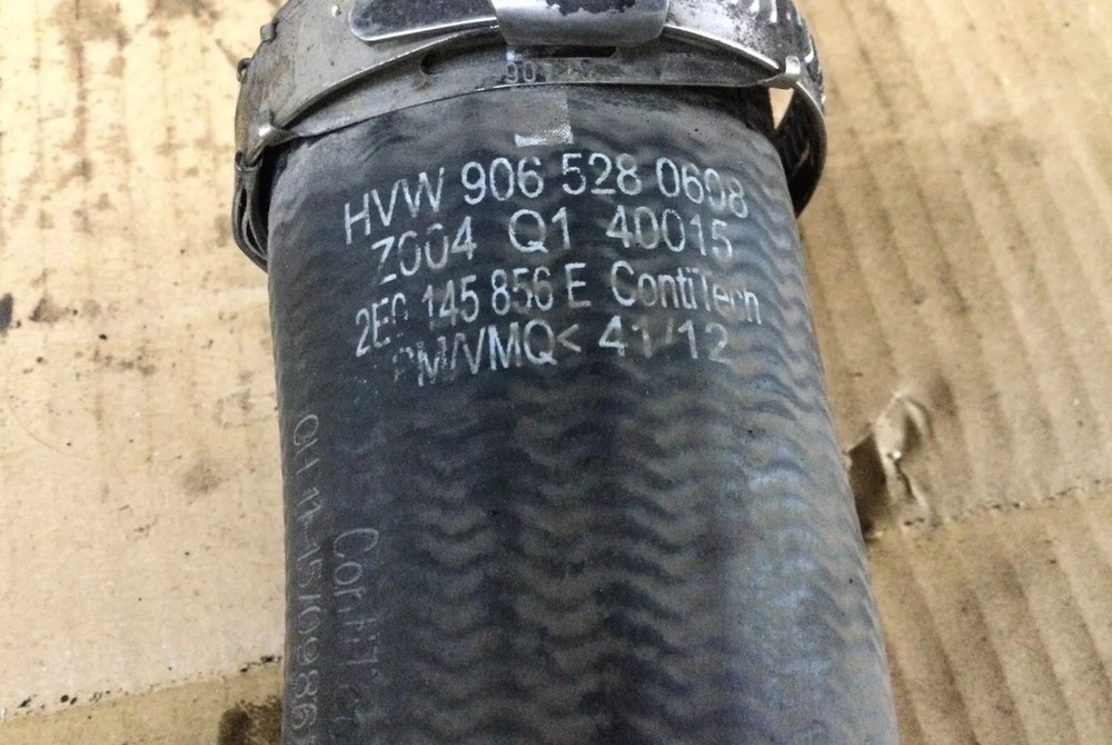 VOLKSWAGEN CRAFTER INTERCOOLER PIPE 2.0 DIESEL 2E0145856E 2013