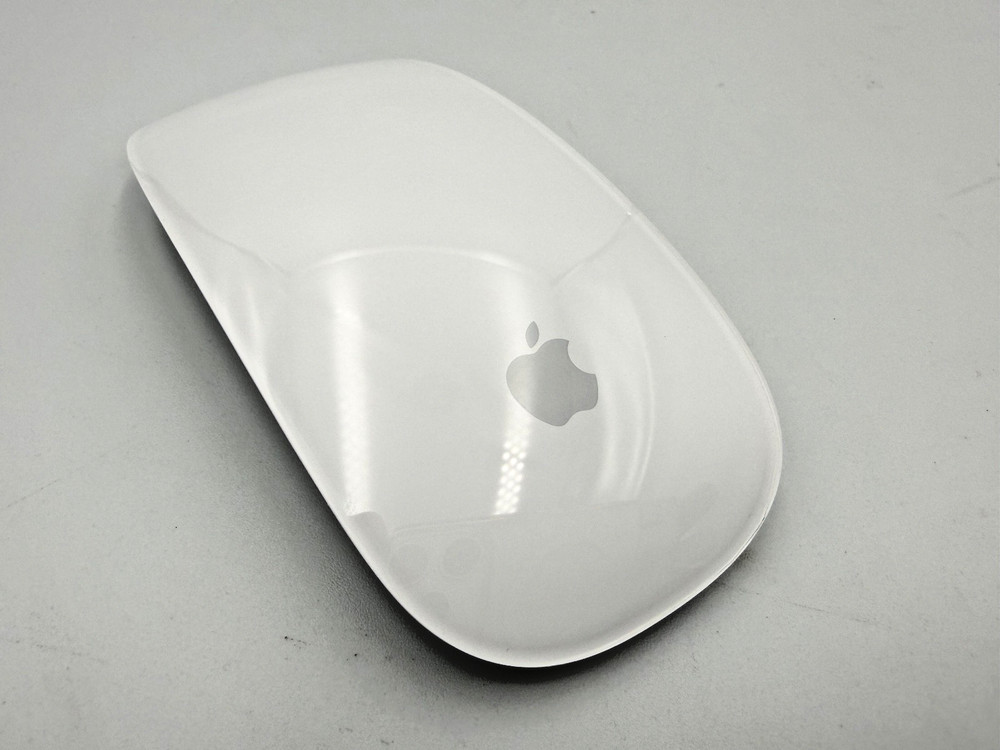 Apple A1296 Wireless Tactile/Multi-Touch Mouse - MB829LL/A
