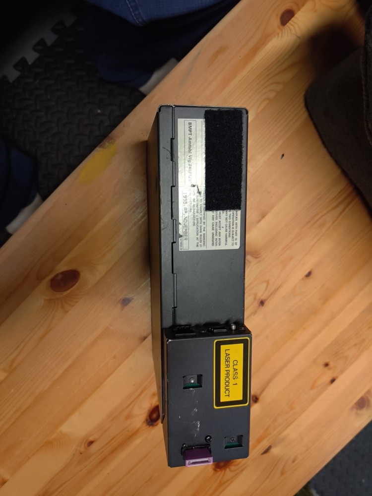 BMW E36/E39/E46/E53/E83/E85 6 Disc CD Changer Alpine 82111469404