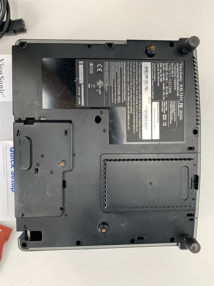 ViewSonic PJL7211 XGA LCD Projector