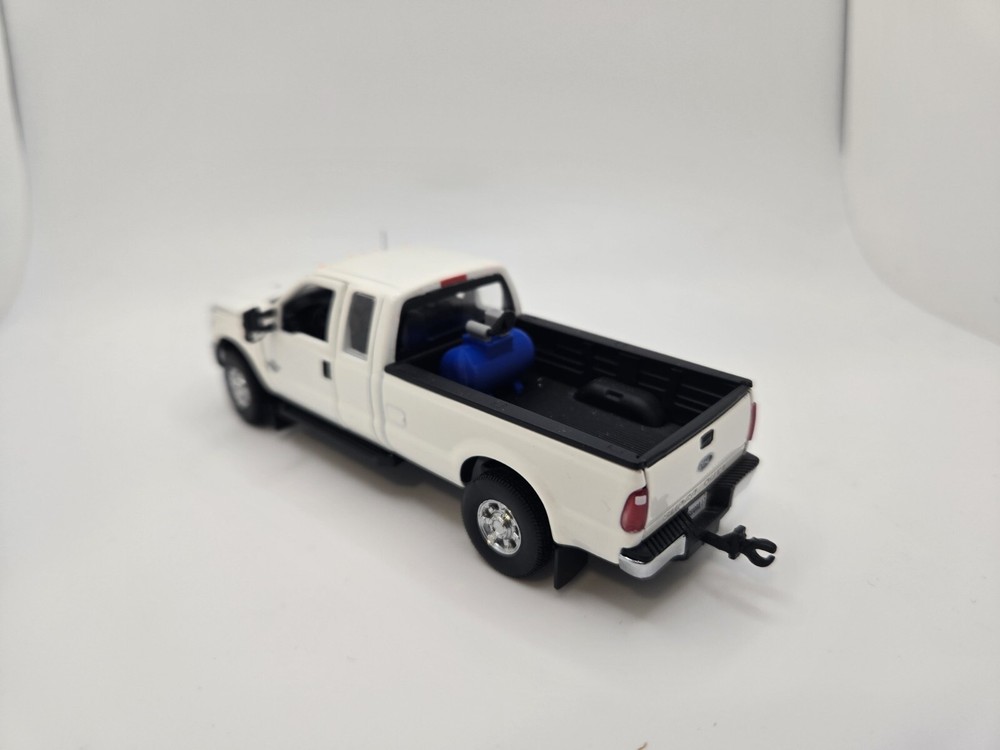 1/50 Scale Small Shop Compressor *2 Pack* in Blue