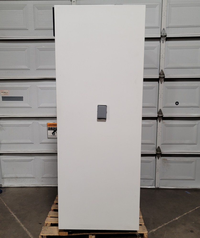 VWR GDM-41 Double Sliding Glass Door Basic Chromatography Refrigerator 115VAC